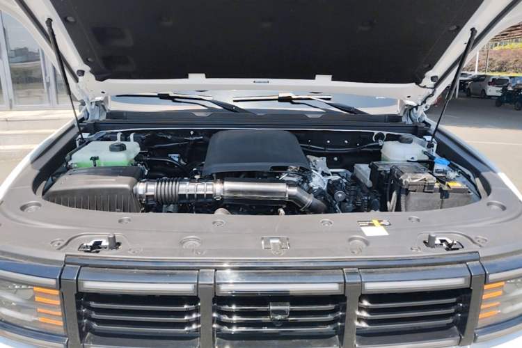 Used BAIC Off-Road BJ40 Electric Drive 2025 Advanced Edition Engine Bay