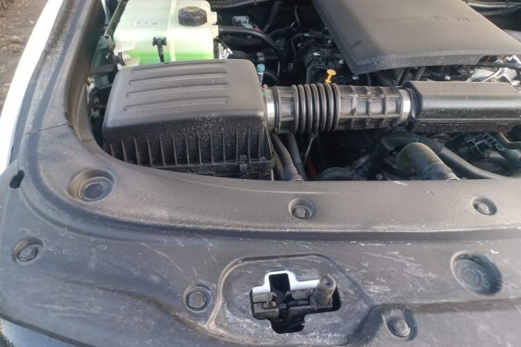 Used BAIC Off-Road BJ40 Electric Drive 2025 Standard Edition Engine Bay Right