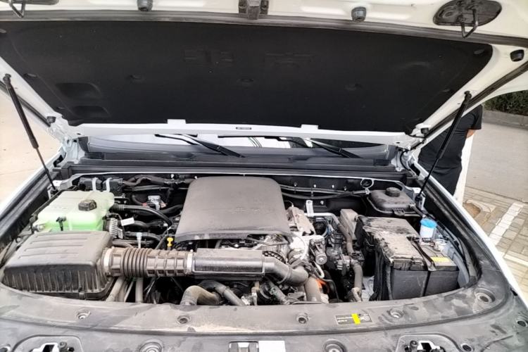 Used BAIC Off-Road BJ40 Electric Drive 2025 Standard Version I Engine Bay