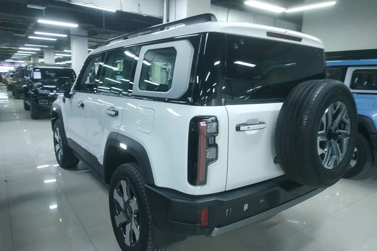 Used BAIC Off-Road BJ40 Electric Drive 2025 Advanced Edition Exterior 3
