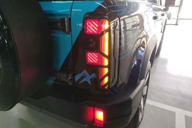 Used BAIC Off-Road BJ40 Electric Drive 2025 Advanced Edition Exterior 3