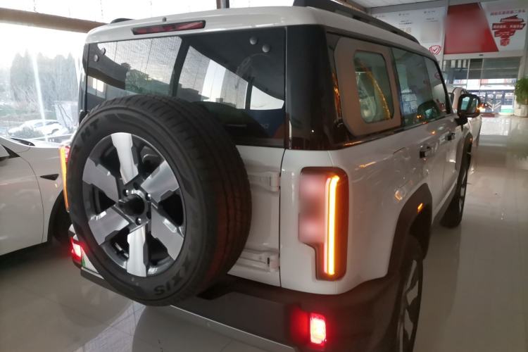 Used BAIC Off-Road BJ40 Electric Drive 2025 Advanced Edition Exterior 5