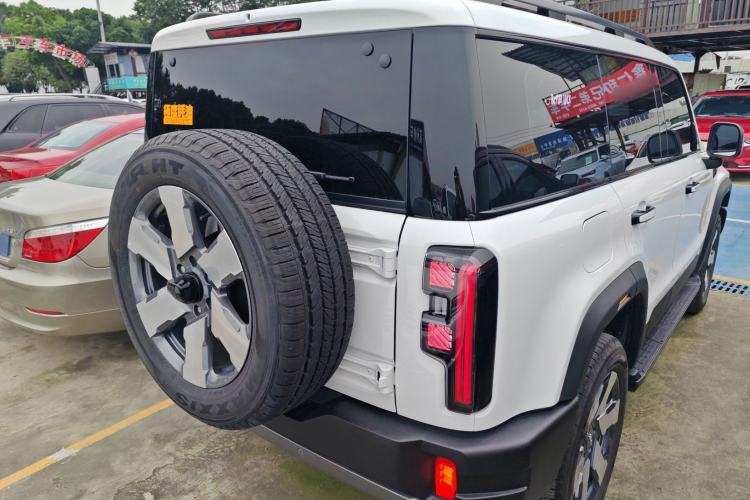 Used BAIC Off-Road BJ40 Electric Drive 2025 Standard Edition Exterior 5