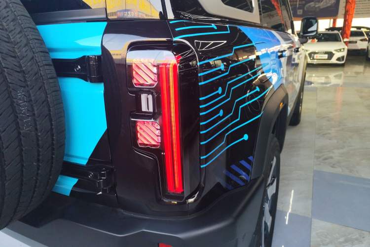 Used BAIC Off-Road BJ40 Electric Drive 2025 Advanced Edition Exterior 6