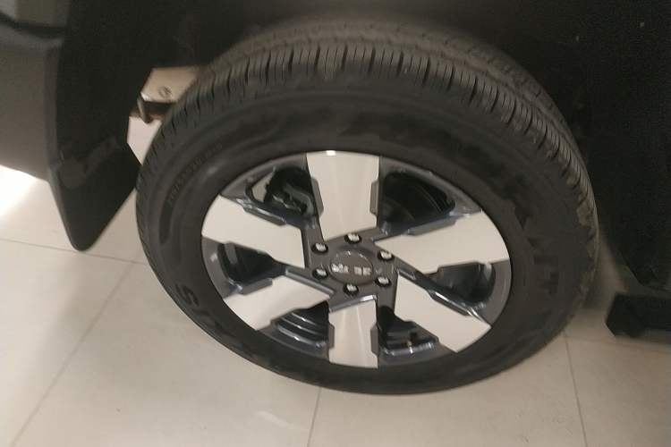 Used BAIC Off-Road BJ40 Electric Drive 2025 Advanced Edition Exterior 8