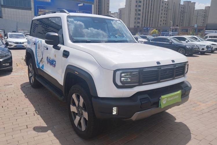 Used BAIC Off-Road BJ40 Electric Drive 2025 Standard Edition Front Right 45 Deg