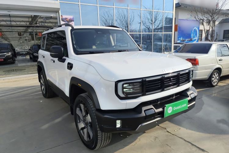 Used BAIC Off-Road BJ40 Electric Drive 2025 Advanced Edition Front Right 45 Deg