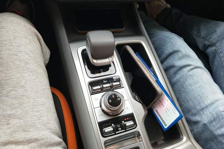 Used BAIC Off-Road BJ40 Electric Drive 2025 Advanced Edition Gear Lever