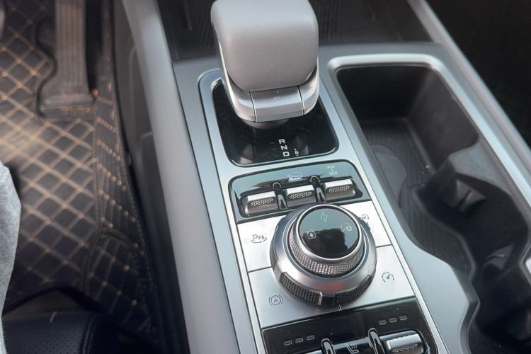 Used BAIC Off-Road BJ40 Electric Drive 2025 Advanced Edition Gear Lever