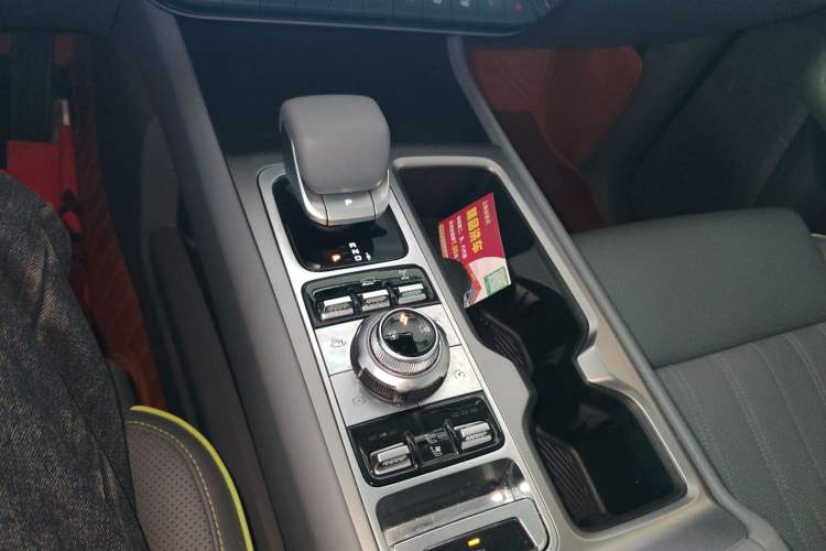Used BAIC Off-Road BJ40 Electric Drive 2025 Standard Edition Gear Lever