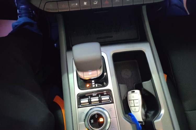 Used BAIC Off-Road BJ40 Electric Drive 2025 Advanced Edition Gear Lever