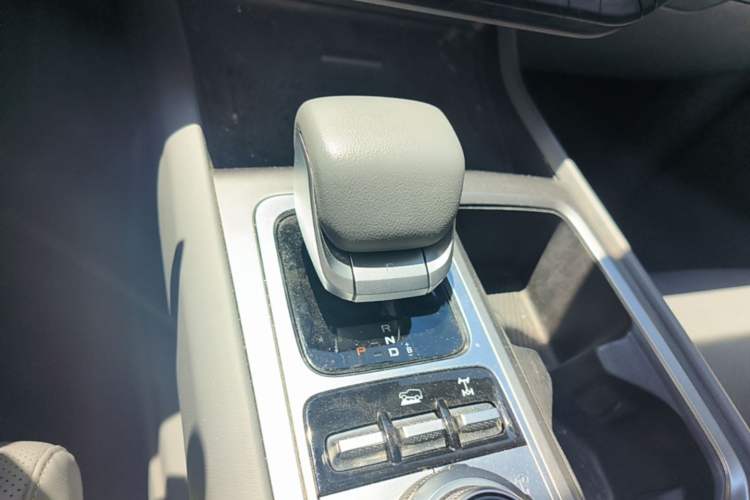 Used BAIC Off-Road BJ40 Electric Drive 2025 Advanced Edition Gear Lever