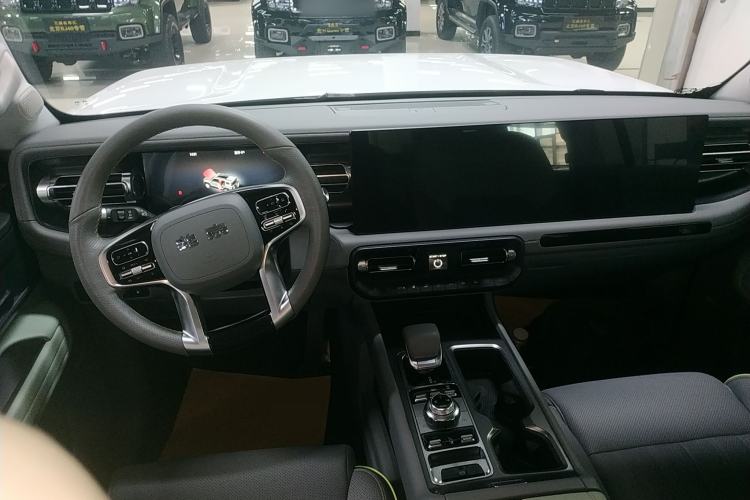 Used BAIC Off-Road BJ40 Electric Drive 2025 Advanced Edition Interior 2