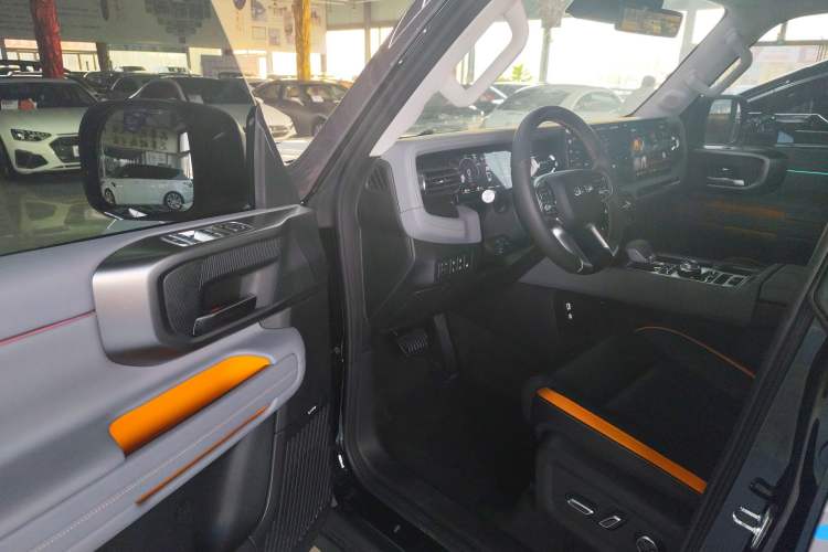 Used BAIC Off-Road BJ40 Electric Drive 2025 Advanced Edition Interior 3