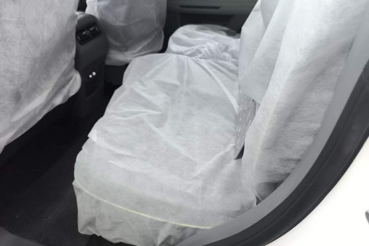 Used BAIC Off-Road BJ40 Electric Drive 2025 Standard Edition Interior 4