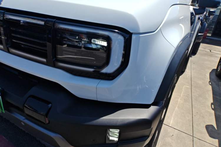 Used BAIC Off-Road BJ40 Electric Drive 2025 Advanced Edition Left Front Headlight