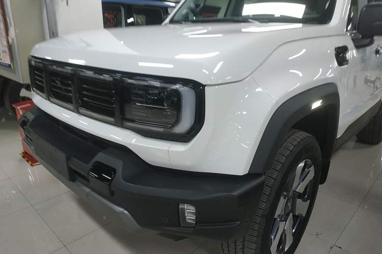 Used BAIC Off-Road BJ40 Electric Drive 2025 Advanced Edition Left Front Headlight