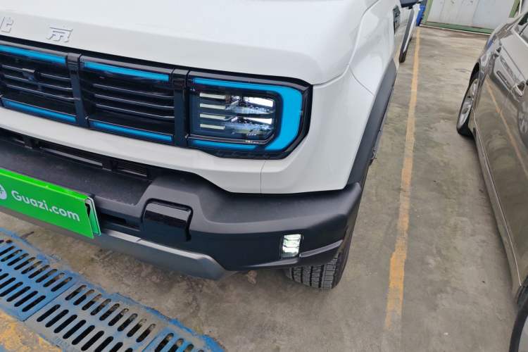 Used BAIC Off-Road BJ40 Electric Drive 2025 Standard Edition Left Front Headlight