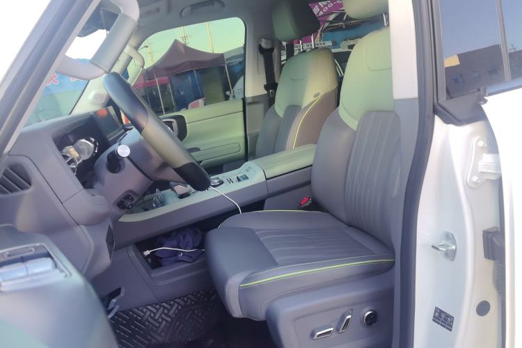 Used BAIC Off-Road BJ40 Electric Drive 2025 Standard Edition Left Front Seat