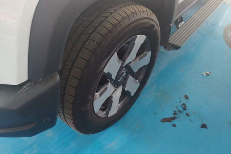 Used BAIC Off-Road BJ40 Electric Drive 2025 Advanced Edition Left Front Wheel Hub