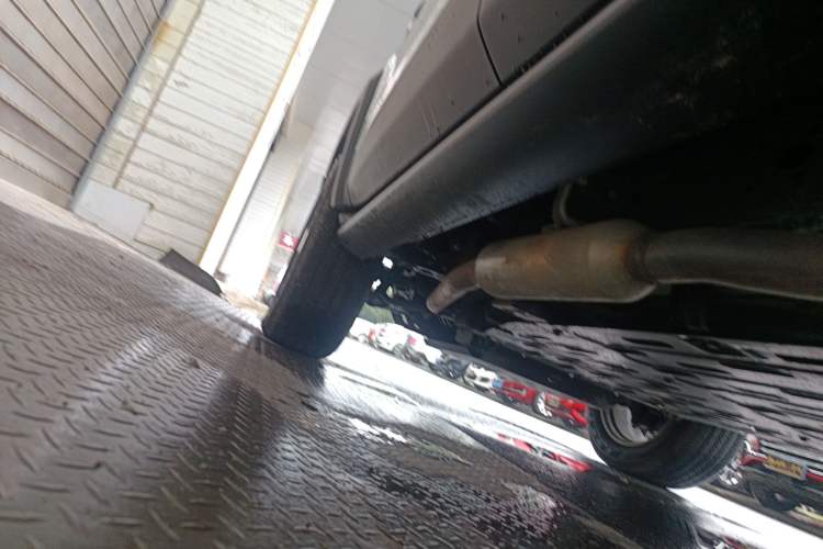 Used BAIC Off-Road BJ40 Electric Drive 2025 Standard Version I Left Side Sill
