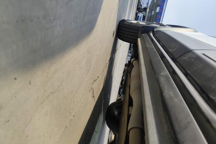 Used BAIC Off-Road BJ40 Electric Drive 2025 Advanced Edition Left Side Sill