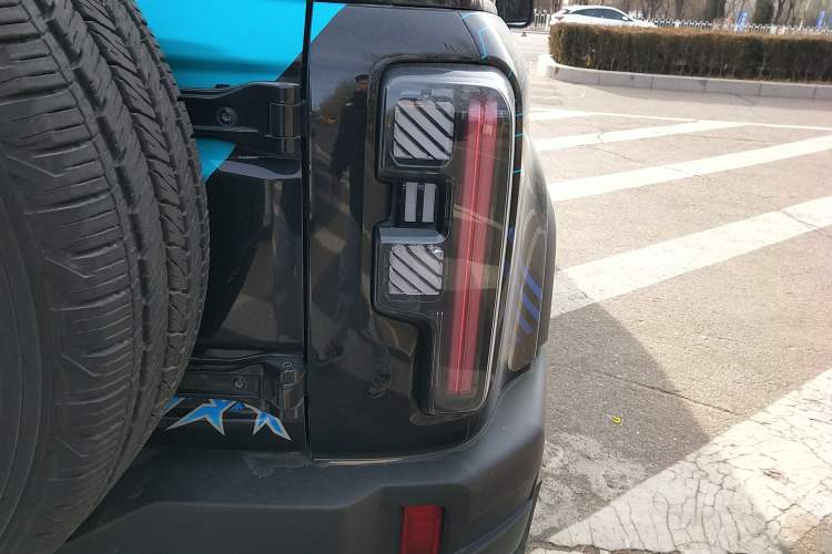 Used BAIC Off-Road BJ40 Electric Drive 2025 Advanced Edition Right Rear Taillight