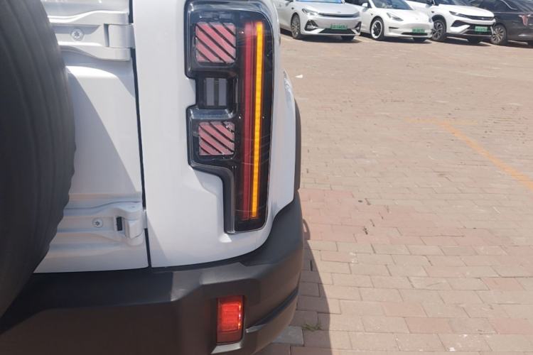 Used BAIC Off-Road BJ40 Electric Drive 2025 Standard Edition Right Rear Taillight