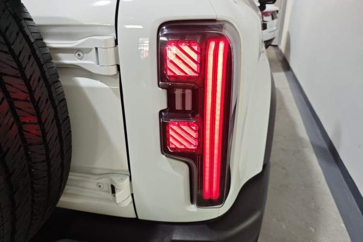Used BAIC Off-Road BJ40 Electric Drive 2025 Advanced Edition Right Rear Taillight