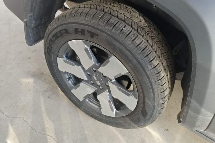 Used BAIC Off-Road BJ40 Electric Drive 2025 Advanced Edition Right Rear Wheel Hub