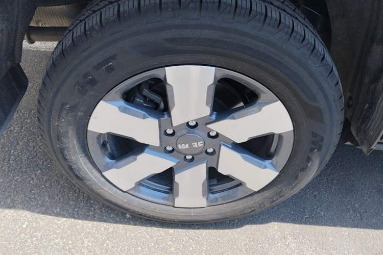 Used BAIC Off-Road BJ40 Electric Drive 2025 Advanced Edition Right Rear Wheel Hub