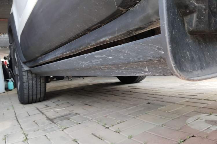 Used BAIC Off-Road BJ40 Electric Drive 2025 Advanced Edition Right Side Sill