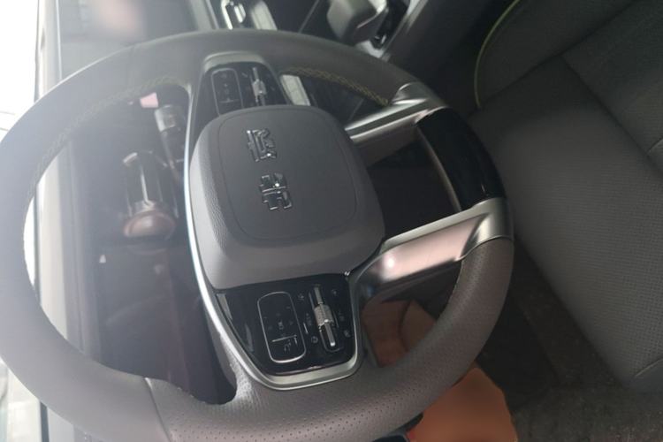 Used BAIC Off-Road BJ40 Electric Drive 2025 Advanced Edition Steering Wheel