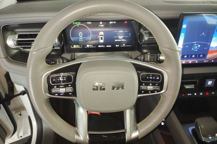 Used BAIC Off-Road BJ40 Electric Drive 2025 Advanced Edition Steering Wheel