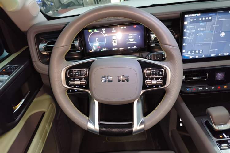 Used BAIC Off-Road BJ40 Electric Drive 2025 Advanced Edition Steering Wheel
