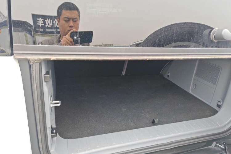 Used BAIC Off-Road BJ40 Electric Drive 2025 Standard Edition Trunk