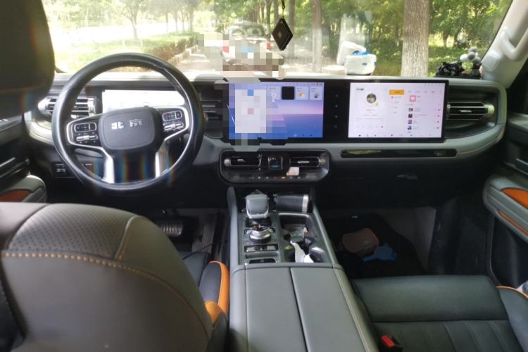 Used BAIC Off-Road BJ40 Electric Drive 2025 Standard Version I Center Console