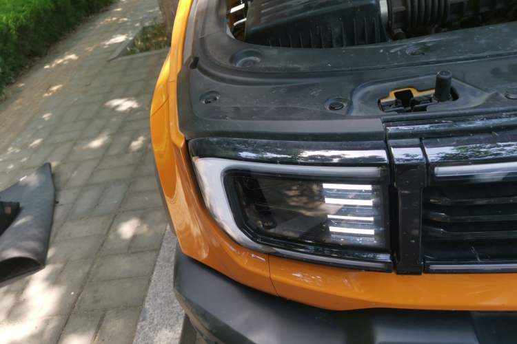 Used BAIC Off-Road BJ40 Electric Drive 2025 Standard Version I Right Front Headlight