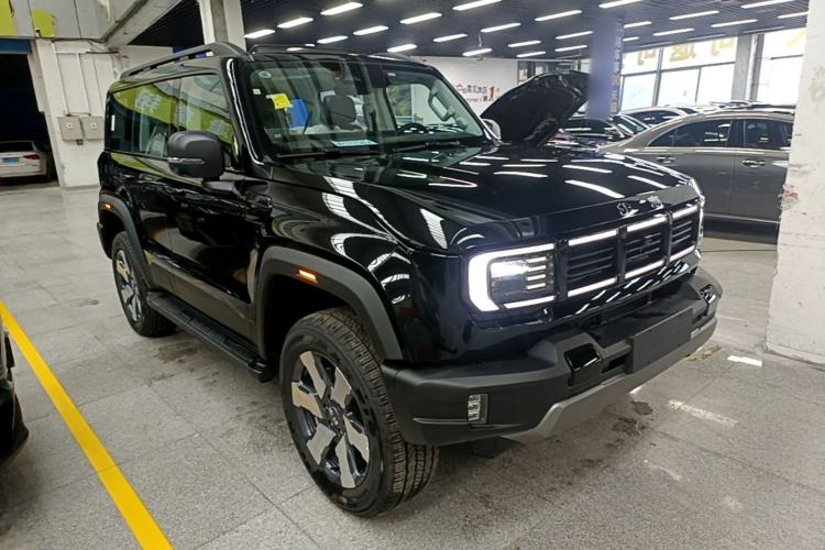 Used BAIC Off-Road BJ40 Electric Drive 2026 Long-Range 201 Max Exterior 1