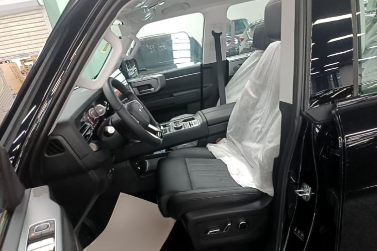 Used BAIC Off-Road BJ40 Electric Drive 2026 Long-Range 201 Max Left Front Seat