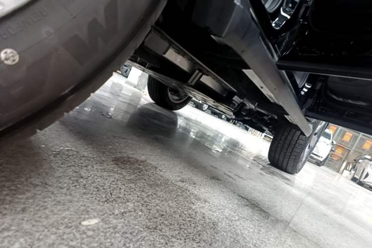 Used BAIC Off-Road BJ40 Electric Drive 2026 Long-Range 201 Max Right Side Sill