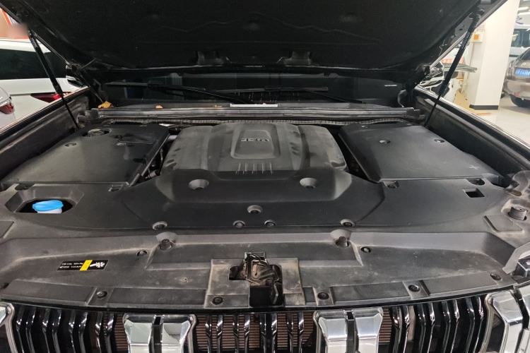 Used BAIC Off-Road BJ60 2022 2.0T May Day Edition Five Seats Engine Bay