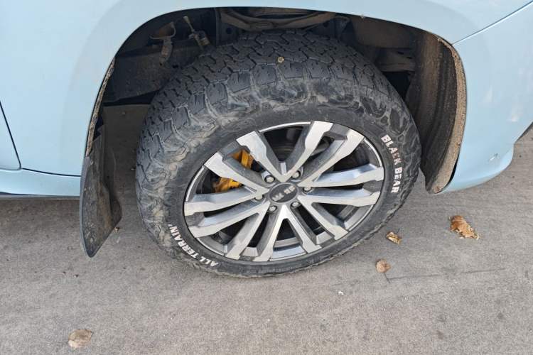 Used BAIC Off-Road BJ60 2022 2.0T Version 11 Five Seats Right Front Wheel Hub