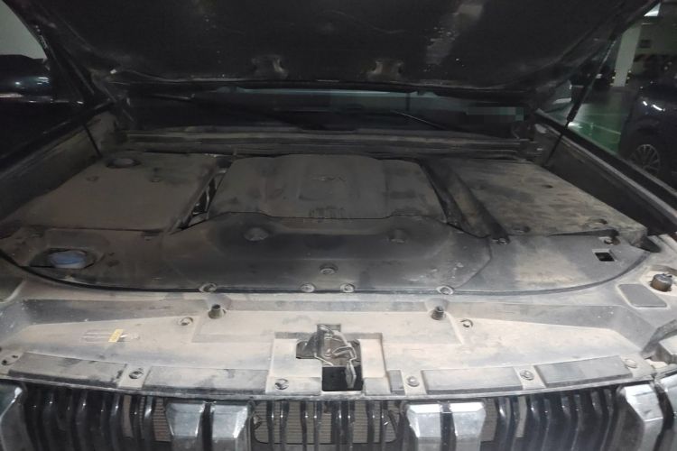 Used BAIC Off-Road BJ60 2022 2.0T Version 11 Five Seats Engine Bay