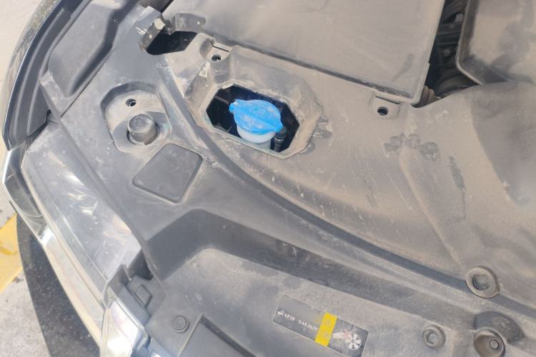 Used BAIC Off-Road BJ60 2022 2.0T Version 11 Five Seats Engine Bay Right