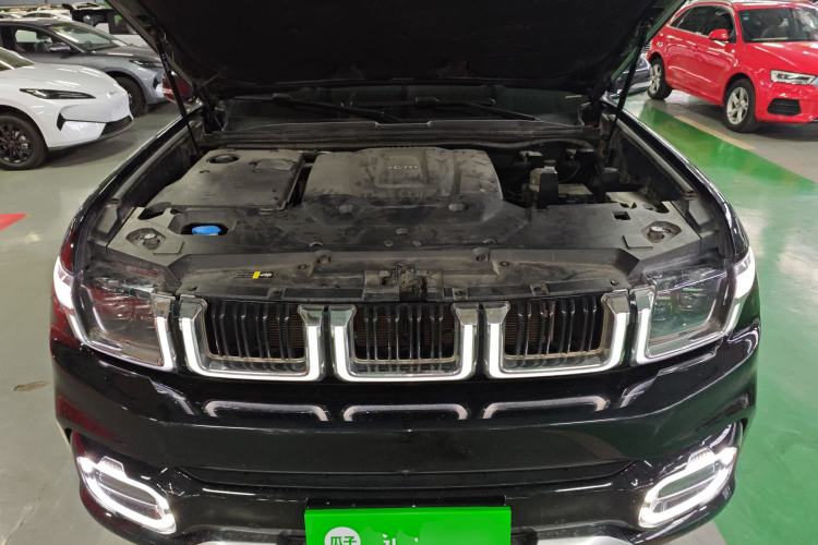 Used BAIC Off-Road BJ60 2022 2.0T Version 11 Five Seats Engine Bay