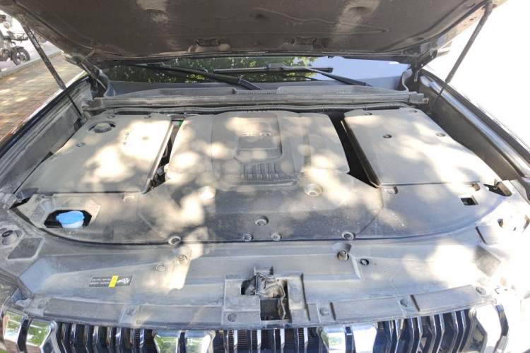Used BAIC Off-Road BJ60 2022 2.0T Version 11 Five Seats Engine Bay