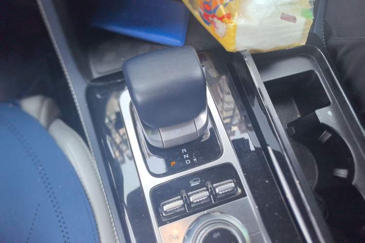 Used BAIC Off-Road BJ60 2022 2.0T Weekend Edition Five-Seater Gear Lever
