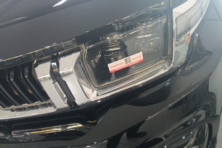Used BAIC Off-Road BJ60 2022 2.0T Weekend Edition Five-Seater Left Front Headlight