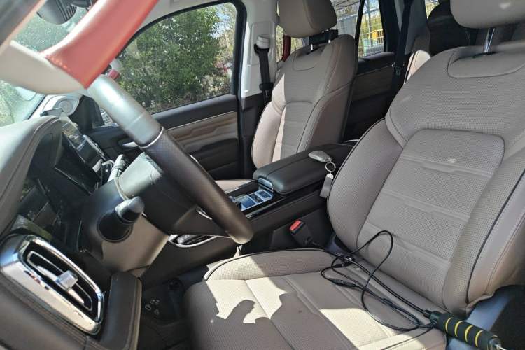 Used BAIC Off-Road BJ60 2022 2.0T Weekend Edition Five-Seater Left Front Seat